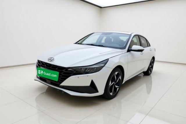Hyundai Elantra 2021 1.5L CVT GLX Elite Edition с пробегом