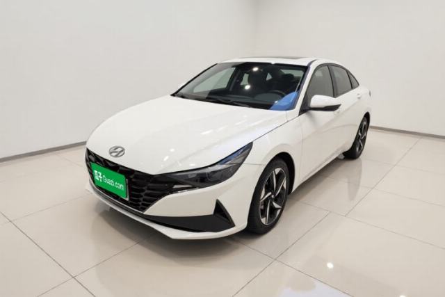 Gebrauchter Hyundai Elantra 2021 1.5L CVT LUX Prestige Edition