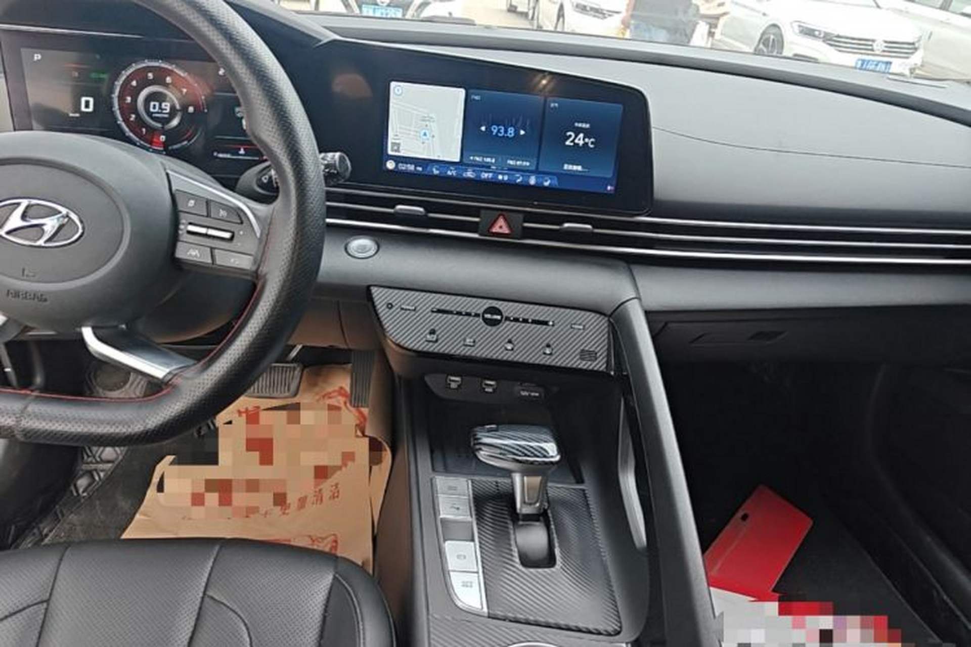 Used Hyundai Elantra 2021 1.5L CVT LUX Prestige Edition Audio And AC Panel