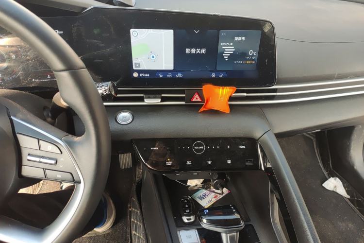 Used Hyundai Elantra 2021 1.5L CVT GLX Elite Edition Audio And AC Panel