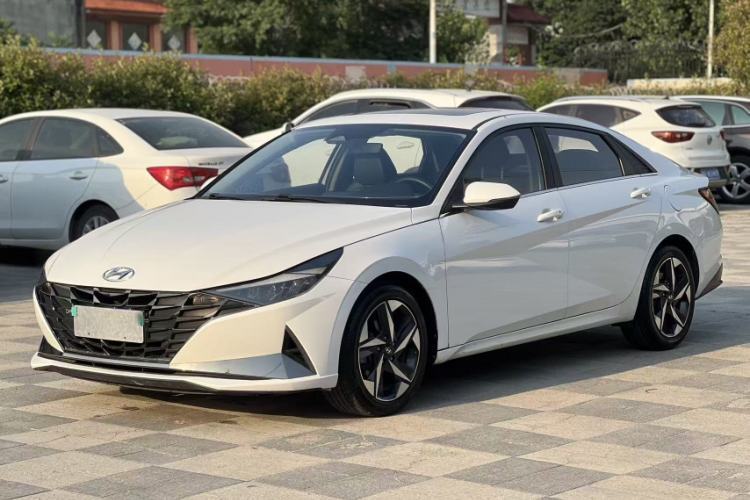 Used Hyundai Elantra 2021 1.5L CVT LUX Prestige Edition Guazi used car, China used car export, Used car for sale, Used Hyundai cars, Cheapest cars for sale