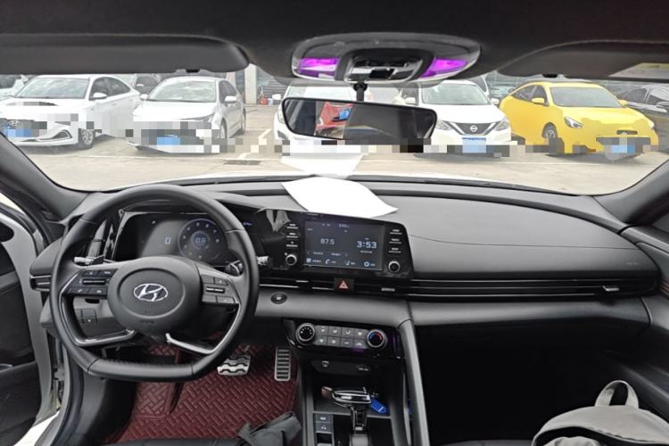 Used Hyundai Elantra 2021 240TGDi DCT GLX Elite Edition Center Console