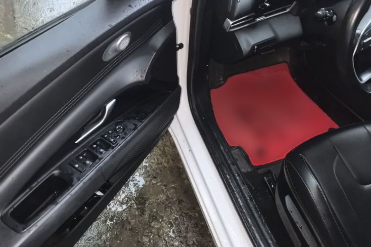 Used Hyundai Elantra 2021 1.5L CVT GLX Elite Edition Driver Seat