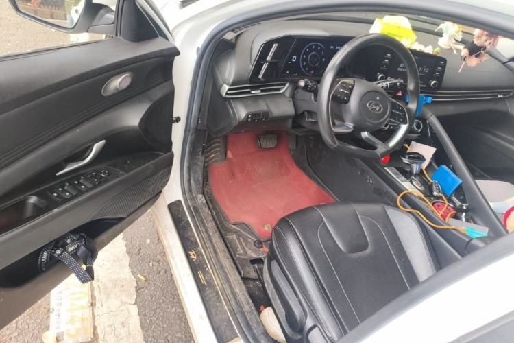 Used Hyundai Elantra 2021 1.5L CVT GLX Elite Edition Driver Seat