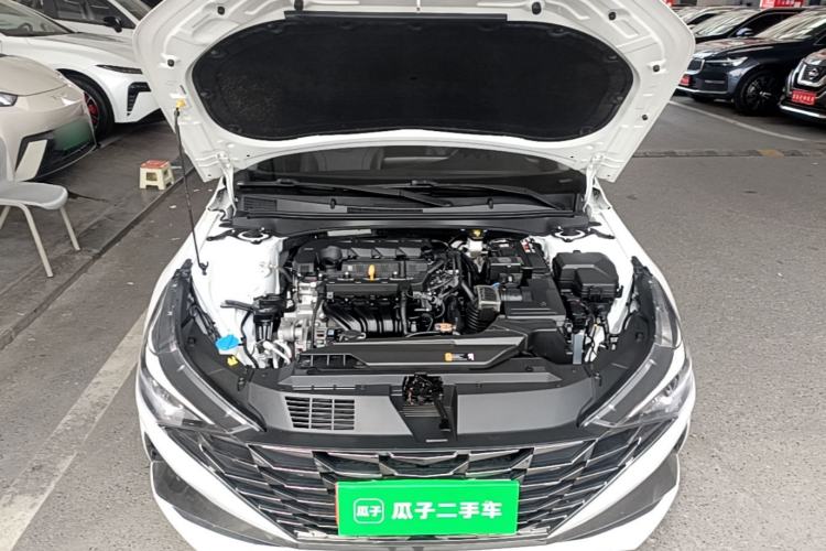 Used Hyundai Elantra 2021 1.5L CVT GLX Elite Edition Engine Bay
