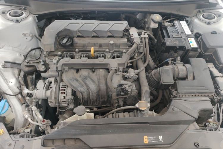 Used Hyundai Elantra 2021 1.5L CVT LUX Prestige Edition Engine Bay