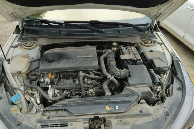 Used Hyundai Elantra 2021 240TGDi DCT LUX Prestige Edition Engine Bay