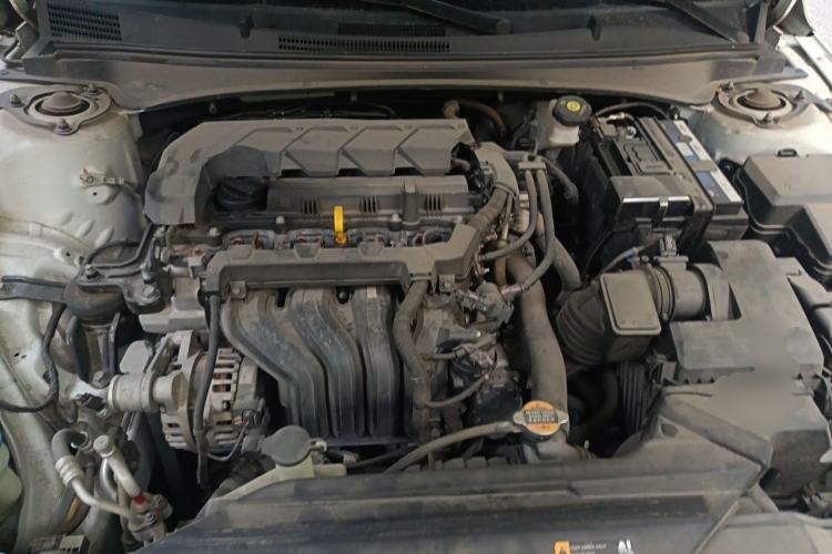 Used Hyundai Elantra 2021 1.5L CVT LUX Prestige Edition Engine Bay