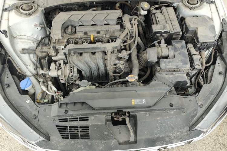 Used Hyundai Elantra 2021 1.5L CVT GLX Elite Edition Engine Bay