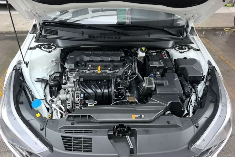 Used Hyundai Elantra 2021 1.5L CVT GLX Elite Edition Engine Bay