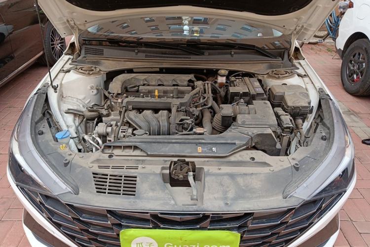 Used Hyundai Elantra 2021 1.5L CVT LUX Prestige Edition Engine Bay