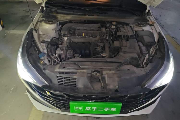 Used Hyundai Elantra 2021 1.5L CVT LUX Prestige Edition Engine Bay