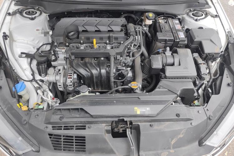 Used Hyundai Elantra 2021 1.5L CVT LUX Prestige Edition Engine Bay