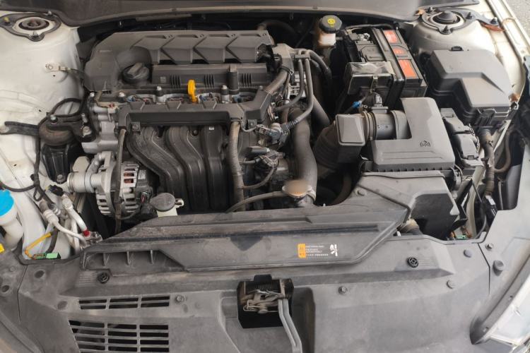 Used Hyundai Elantra 2021 1.5L CVT GLX Elite Edition Engine Bay