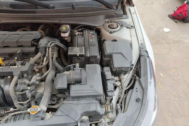 Used Hyundai Elantra 2021 1.5L CVT LUX Prestige Edition Engine Bay Left