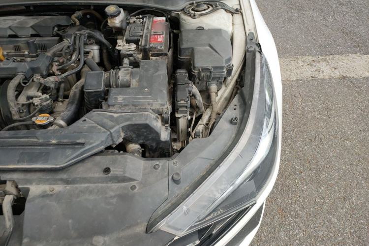 Used Hyundai Elantra 2021 1.5L CVT LUX Prestige Edition Engine Bay Left