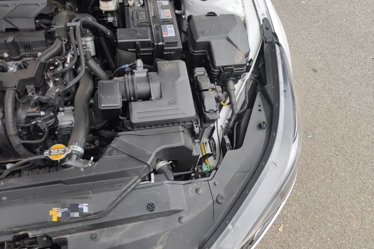 Used Hyundai Elantra 2021 1.5L CVT LUX Prestige Edition Engine Bay Left