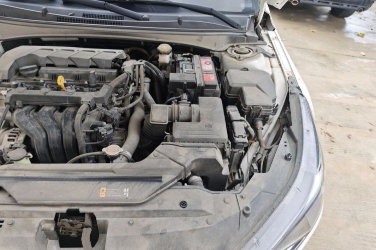 Used Hyundai Elantra 2021 1.5L CVT LUX Prestige Edition Engine Bay Left
