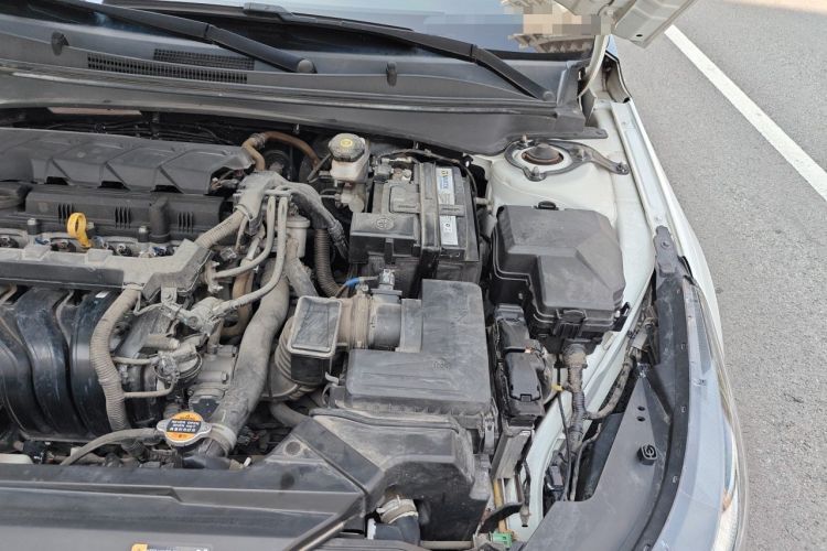 Used Hyundai Elantra 2021 1.5L CVT LUX Prestige Edition Engine Bay Left