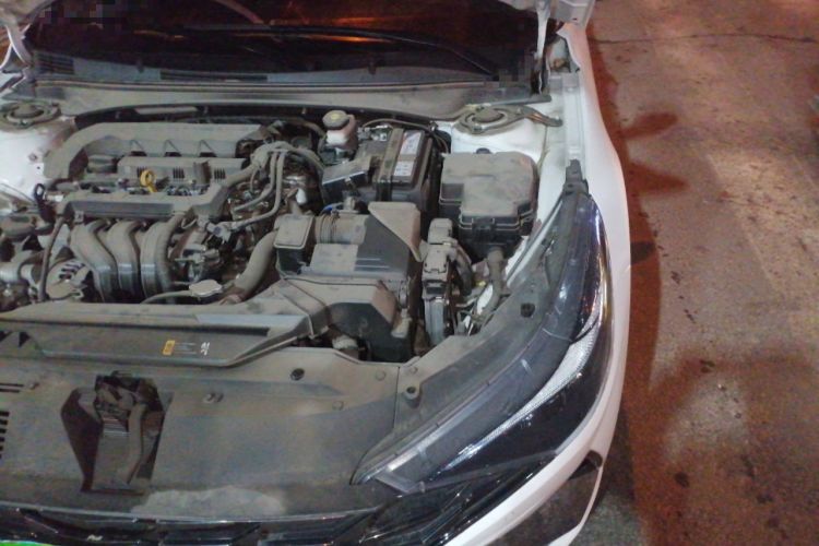 Used Hyundai Elantra 2021 1.5L CVT LUX Prestige Edition Engine Bay Left