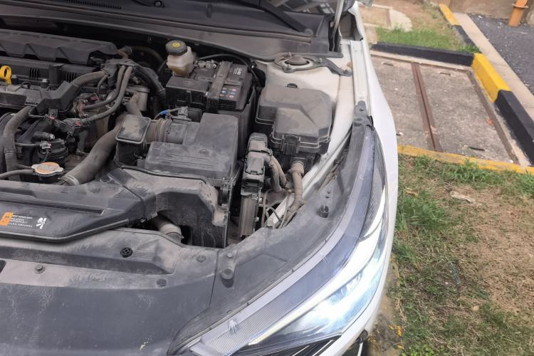 Used Hyundai Elantra 2021 1.5L CVT GLX Elite Edition Engine Bay Left