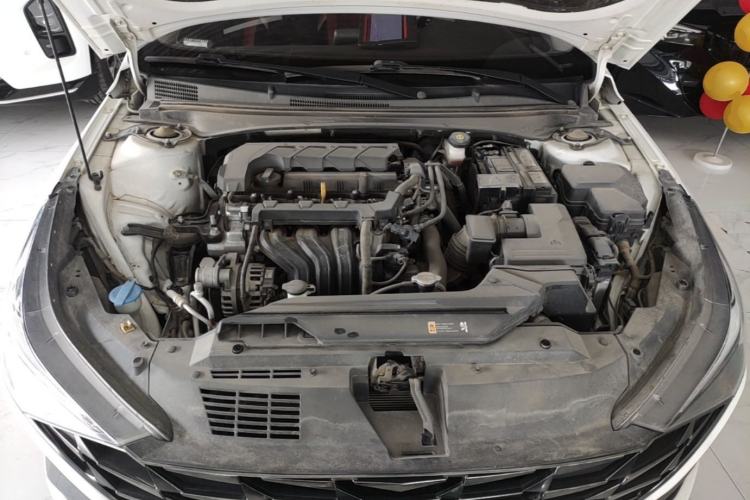 Used Hyundai Elantra 2021 1.5L CVT GLX Elite Edition Engine Bay