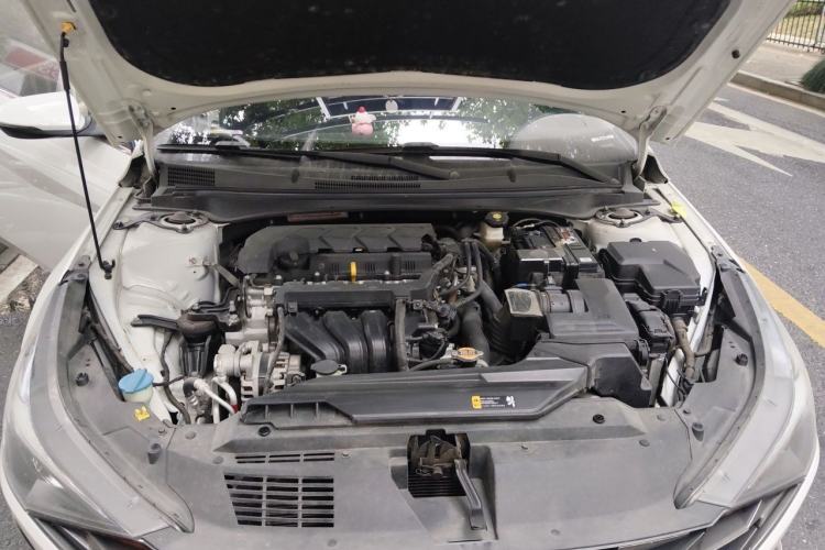Used Hyundai Elantra 2021 1.5L CVT LUX Prestige Edition Engine Bay