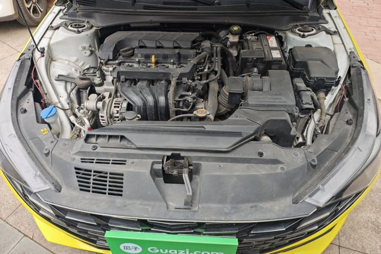Used Hyundai Elantra 2021 1.5L CVT LUX Prestige Edition Engine Bay