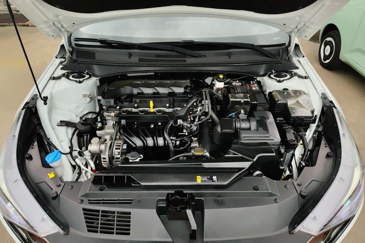 Used Hyundai Elantra 2021 1.5L CVT TOP Flagship Edition Engine Bay