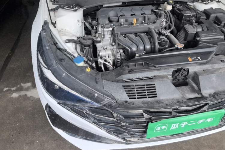 Used Hyundai Elantra 2021 1.5L CVT GLX Elite Edition Engine Bay Right