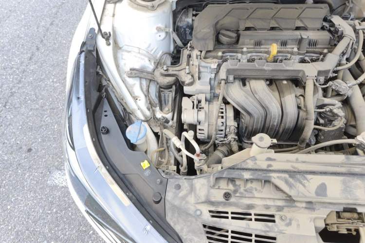 Used Hyundai Elantra 2021 1.5L CVT GLX Elite Edition Engine Bay Right
