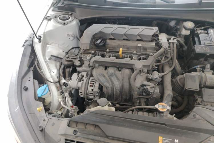 Used Hyundai Elantra 2021 1.5L CVT LUX Prestige Edition Engine Bay Right