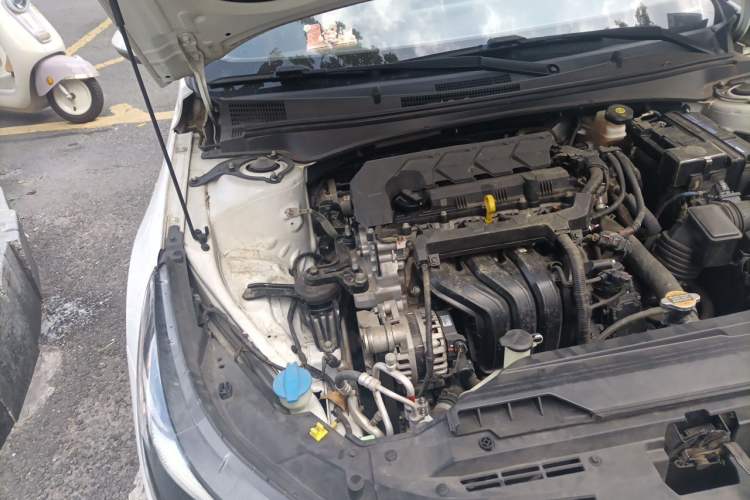 Used Hyundai Elantra 2021 1.5L CVT LUX Prestige Edition Engine Bay Right