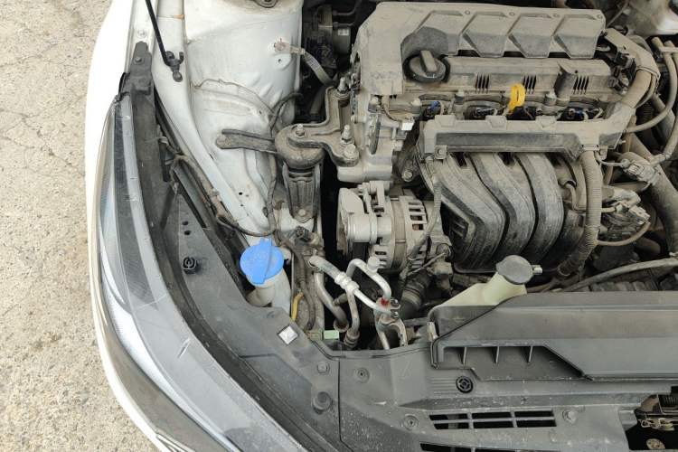 Used Hyundai Elantra 2021 1.5L CVT GLX Elite Edition Engine Bay Right