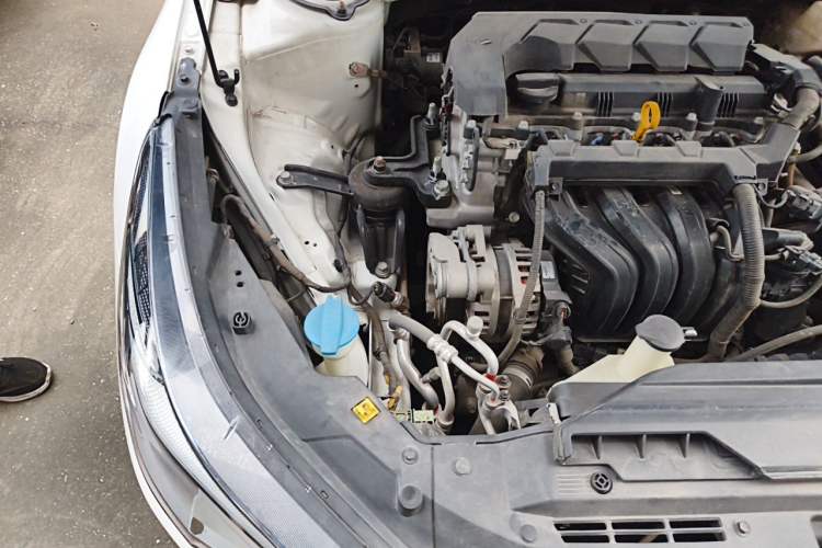 Used Hyundai Elantra 2021 1.5L CVT LUX Prestige Edition Engine Bay Right
