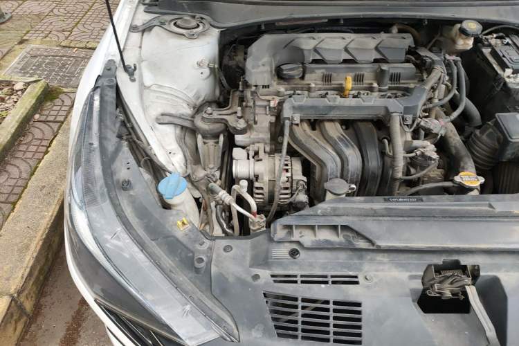 Used Hyundai Elantra 2021 1.5L CVT LUX Prestige Edition Engine Bay Right