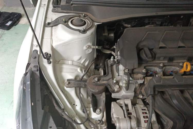 Used Hyundai Elantra 2021 1.5L CVT LUX Prestige Edition Engine Bay Right