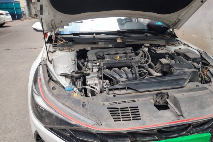 Used Hyundai Elantra 2021 1.5L CVT LUX Prestige Edition Engine Bay Right