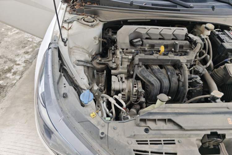 Used Hyundai Elantra 2021 1.5L CVT LUX Prestige Edition Engine Bay Right