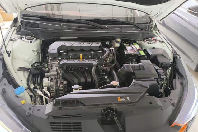 Used Hyundai Elantra 2021 1.5L CVT GLX Elite Edition Engine Bay