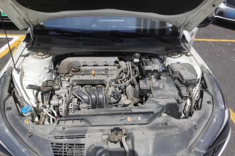 Used Hyundai Elantra 2021 1.5L CVT LUX Prestige Edition Engine Bay