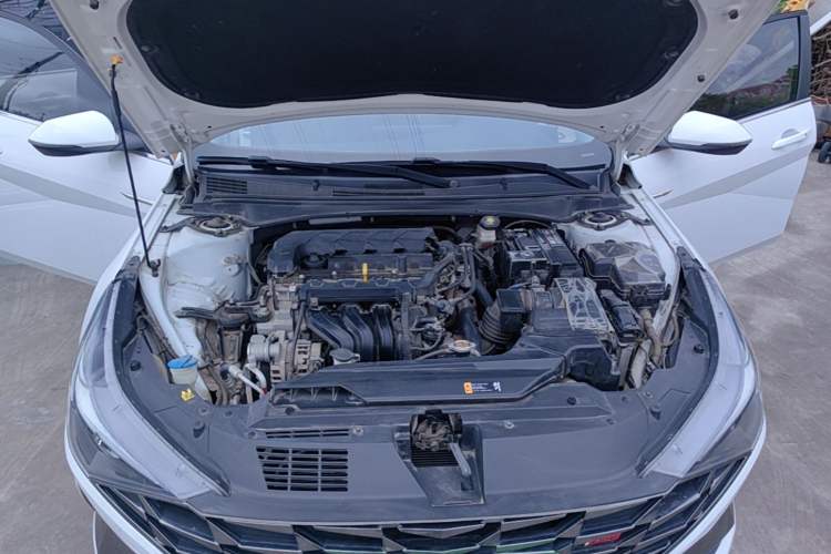 Used Hyundai Elantra 2021 1.5L CVT GLX Elite Edition Engine Bay
