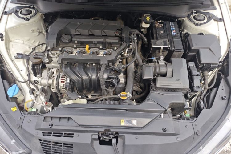 Used Hyundai Elantra 2021 1.5L CVT GLX Elite Edition Engine Bay