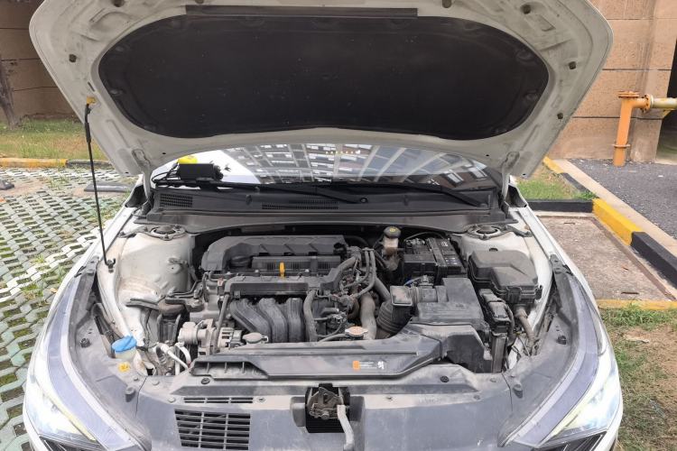 Used Hyundai Elantra 2021 1.5L CVT GLX Elite Edition Engine Bay