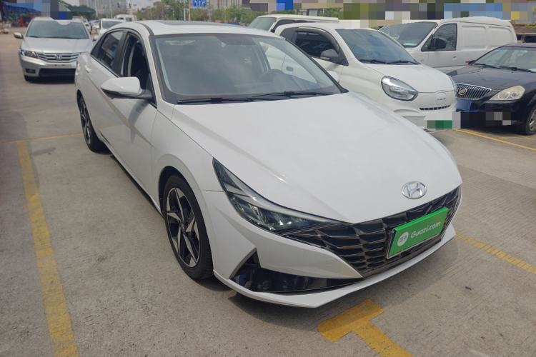 Used Hyundai Elantra 2021 1.5L CVT GLX Elite Edition Exterior 1