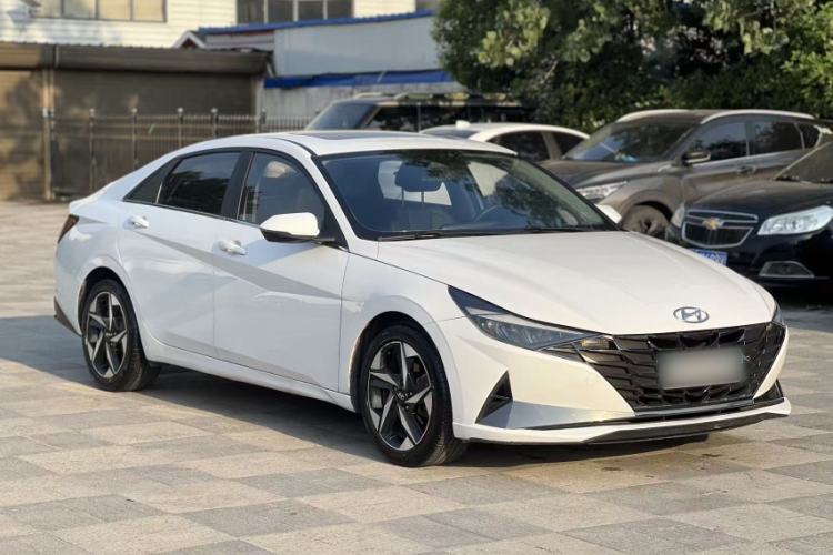 Used Hyundai Elantra 2021 1.5L CVT LUX Prestige Edition Exterior 1