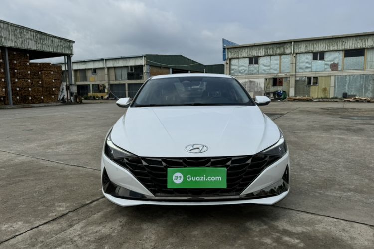 Used Hyundai Elantra 2021 1.5L CVT LUX Prestige Edition Exterior 1