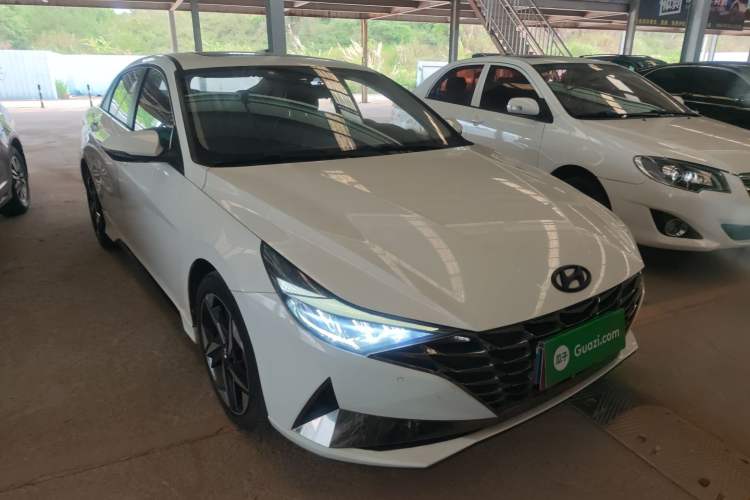 Used Hyundai Elantra 2021 1.5L CVT GLX Elite Edition Exterior 1