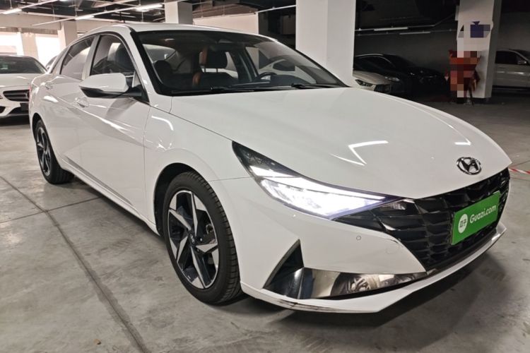 Used Hyundai Elantra 2021 1.5L CVT LUX Prestige Edition Exterior 1