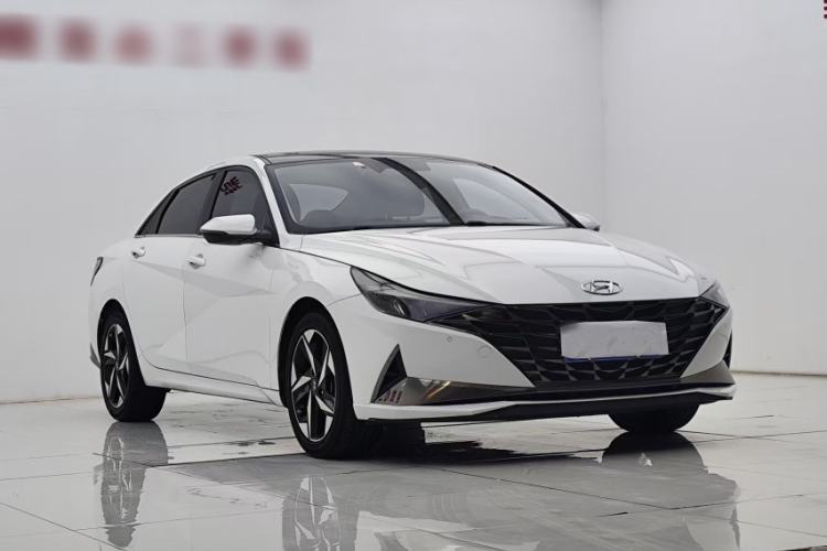 Used Hyundai Elantra 2021 1.5L CVT LUX Prestige Edition Exterior 10